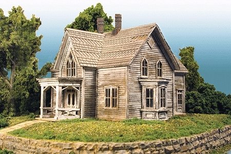 Ellie`s House -- Kit - 5 x 6-3/4 x 4` 12.7 x 17.1 x 10.1cm, HO, Monroe Models 2205