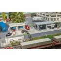 Car Wash -- Kit - 2 Structures, HO, Faller Gmbh 191829
