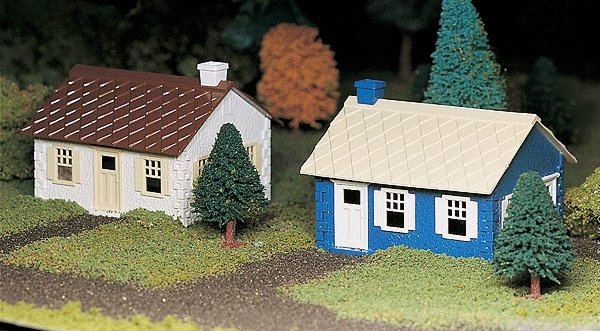 Plasticville U.S.A.(R) Classic Kits -- Cape Cod House pkg(2), O, Bachmann Industries 45608
