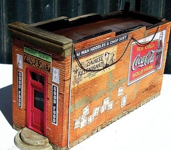 Chop Suey Take Out -- Cast-Hydrocal Kit - 1-1/2 x 3-1/2′ 3.8 x 8.9cm, HO, Downtown Deco 1064