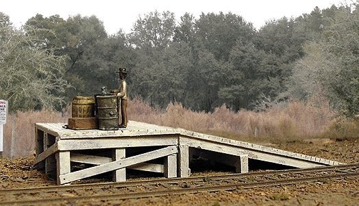 Less-Than-Car-Load (LCL) Ramp -- 1-1/2 x 4-1/2′ 3.7 x 11.2cm, HO, B.T.S. 27509