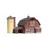 Old Weathered Barn - Built-&-Ready Landmark Structures(R) -- Assembled - 7-13/16 x 5-11/16′ 19., HO, Woodland Scenics 5038