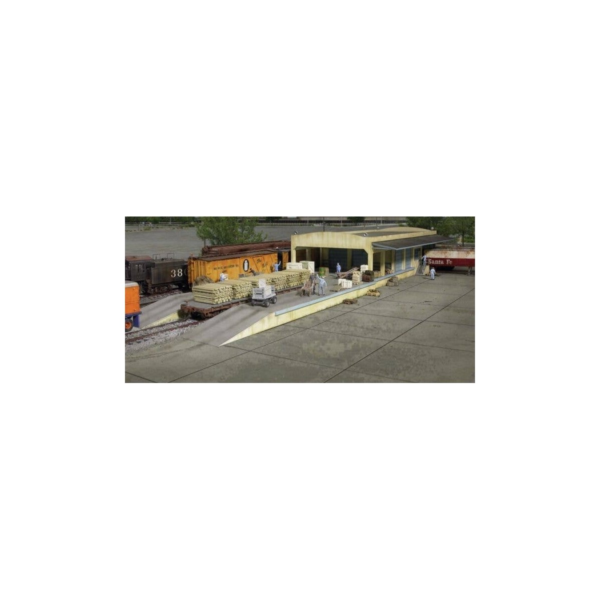 Open Air Transload Building -- Kit - 25 x 5-1/4 x 3′ 63.5 x 13.3 x 7.6cm, HO, Walthers Cornerstone 2918