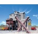 Glacier Gravel Company -- Kit - 5-5/8 x 6-5/8 x 6-1/8′ 14.3 x 16.8 x 15.6cm, N, Walthers Cornerstone 3241