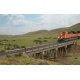 Modern Short-Span Concrete Railroad Bridge -- Kit - 17-7/8 x 2-13/16 x 2-7/8′ 45.4 x 7.1 x , HO, Walthers Cornerstone 4591