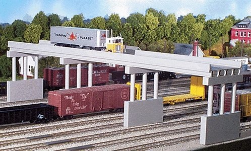 Modern Highway Overpass with 4 Piers -- Deck Scale Length: 150′ 45.7m, N, Rix Products 163