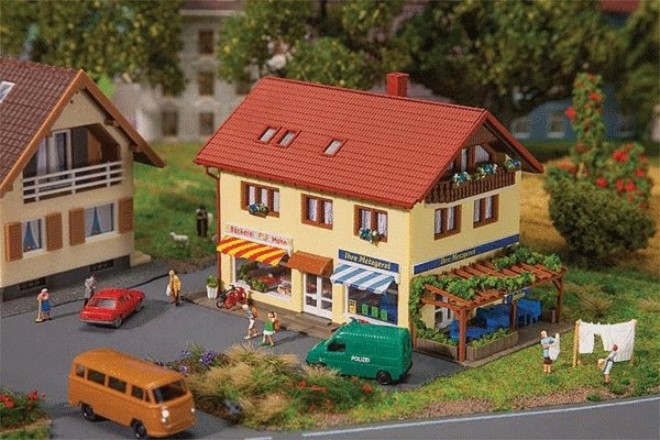 Butcher Shop & Bakery -- Kit - 4-1/2 x 3-1/4 x 3′ 11.4 x 8.3 x 7.6cm, N, Faller Gmbh 232336