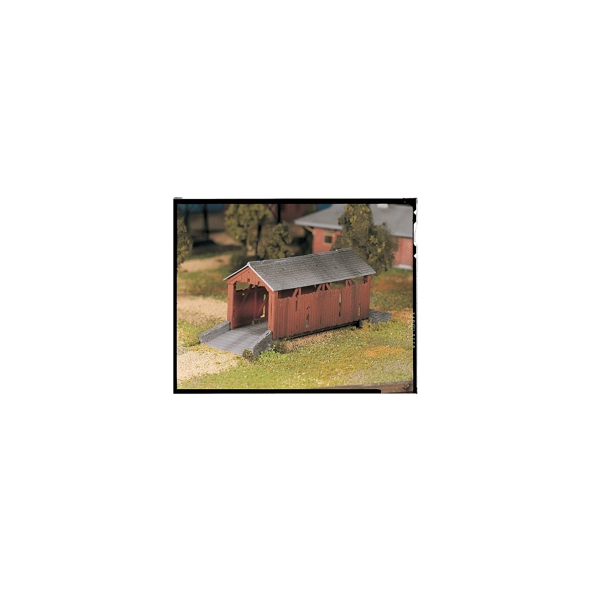 Plasticville U.S.A.(R) Classic Kits -- Covered Bridge, O, Bachmann Industries 45992