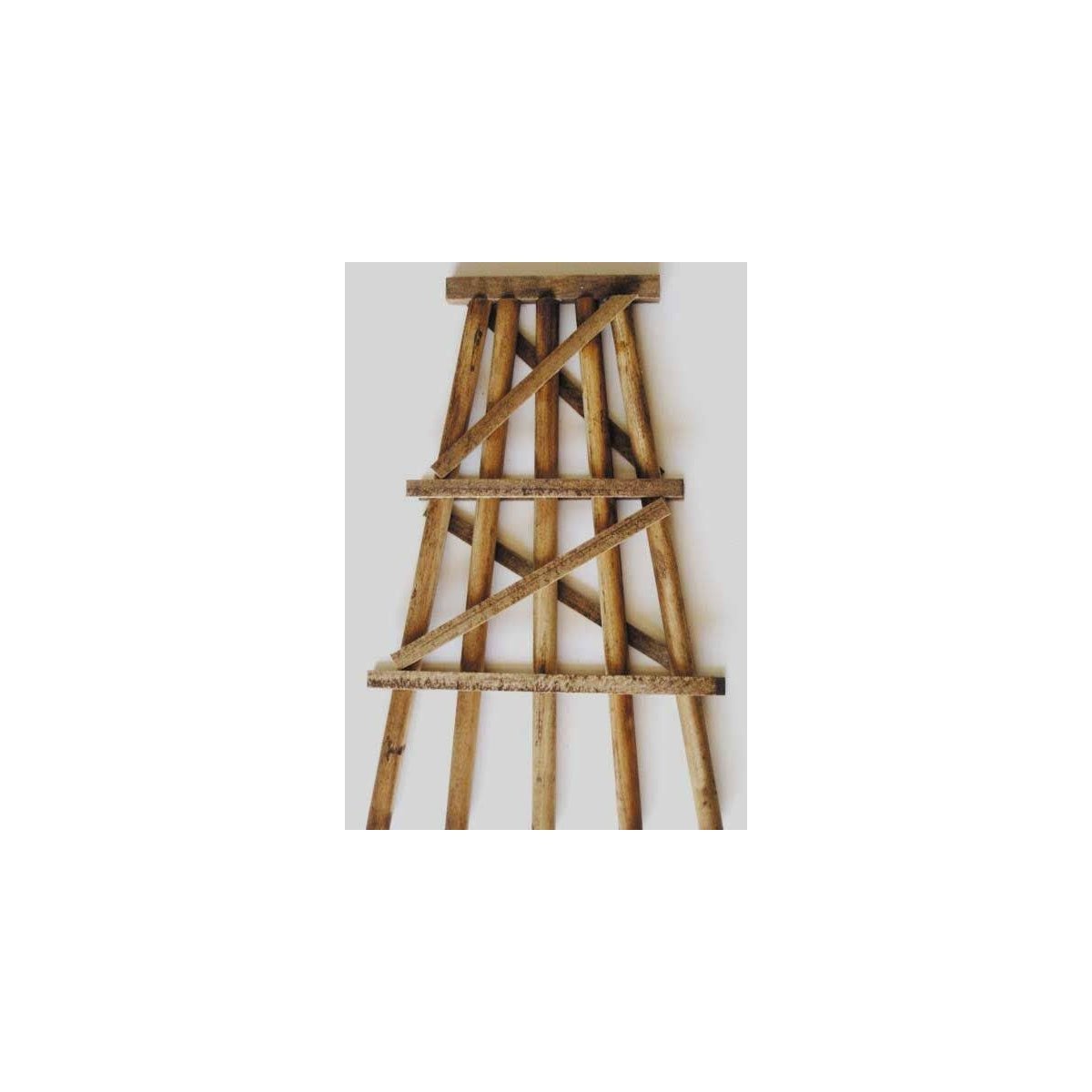 Wood Trestle Bents - Assembled -- Medium - 5′ 12.7cm Tall pkg(5), HO, Grand Central Scenery TB2