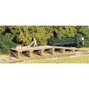 Railroad Loading Ramp & Dock -- Kit - 6-3/4 x 1-3/8 x 5/8′ 12.7 x 7.6 x 3.7cm, HO, Monroe Models 2203