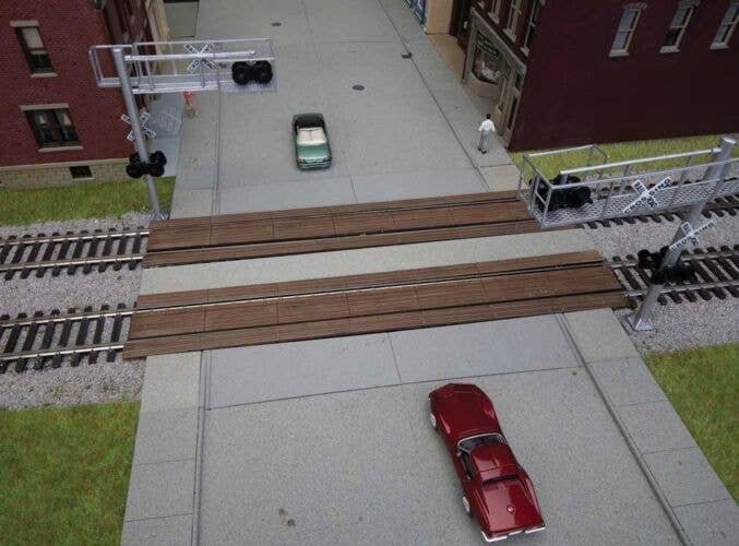 Modern Wood Grade Crossing pkg(2) -- Kit, HO, WalthersTrack 83116