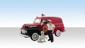 AutoScenes(R) - Assembled -- Sparky & the Chief, HO, Woodland Scenics 5559