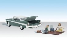 AutoScenes(TM) - Assembled -- Parked for a Picnic, HO, Woodland Scenics 5552