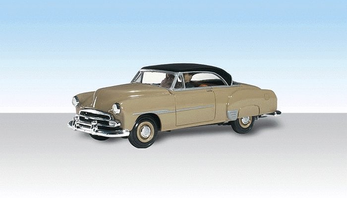 AutoScenes(R) - Assembled -- Billy Brown′s Coupe, HO, Woodland Scenics 5522