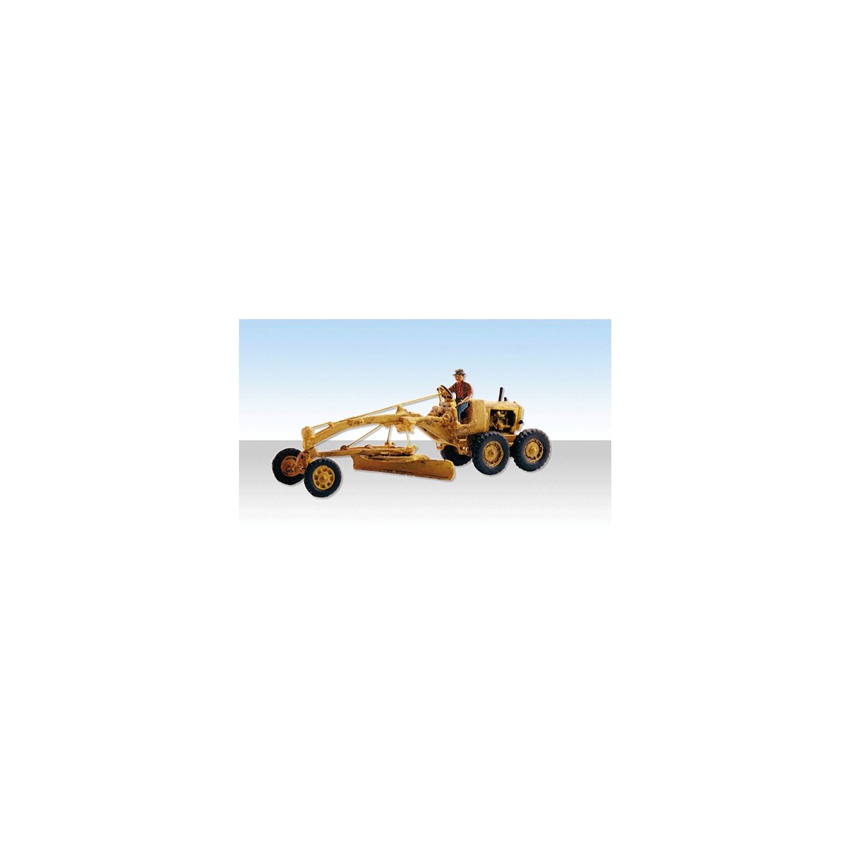 AutoScenes(TM) - Assembled -- Grady′s Grader, HO, Woodland Scenics 5560