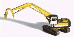 Logging Equipment (Unpainted Metal Kit) -- Komatsu Log Loader with Heel Bottom, N, GHQ 53012