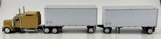 28′ Dry Van Combo - 2 Trailers, Dolly - Assembled -- White, Silver, HO, HO Logistics Replicas 149