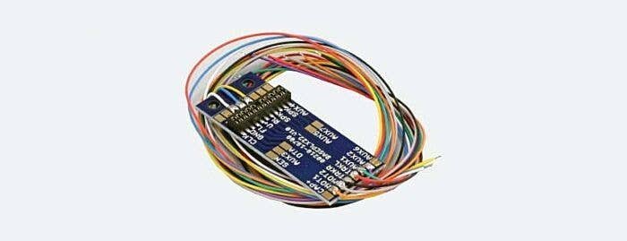 PluX22 Decoder Interface Adaptor Board -- For 9 Outputs with Soldering Pads & Wires 33 x, All Scales, LokSound By ESU 51958