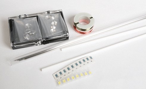 18′ Curved-Neck Streetlight - Kit -- With White LEDs, HO, Ngineering NK0142