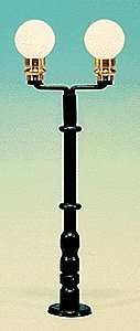Lampposts -- Double Park Light (green) 2-3/8′ 5.9cm, HO, Miniatronics Corp. 7208201