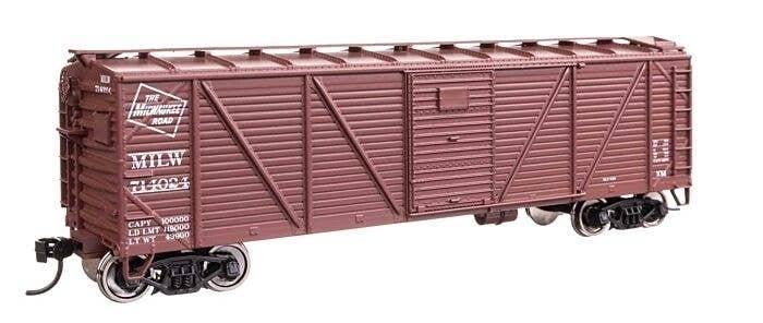 40′ ARA Single Sheathed Boxcar with Dreadnaught Ends - Ready to Run -- Milwaukee Road 714024, HO, WalthersMainline 40372