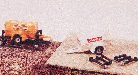 Construction Equipment -- Generator/Compressor Trailer w/Hy-Rail Wheels, N, Railway Express Miniatures 2009