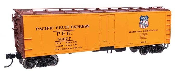 40′ Steel Reefer with Dreadnaught Ends - Ready To Run -- Pacific Fruit Express(TM) 40077 (Overland Logo Side 1/SP Lines Logo S