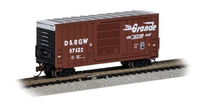 40′ Hi-Cube Boxcar - Ready to Run -- Denver & Rio Grande Western 67422 (Boxcar Red, black, wh, N, Bachmann Industries 18253