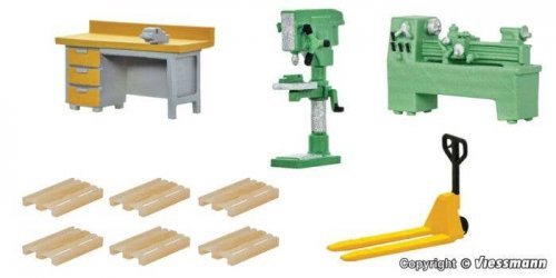 Workshop Interior Details - Kit -- Lathe, Drill Press, Workbench, 6 Pallets, Pallet Jack, N, Kibri 37495