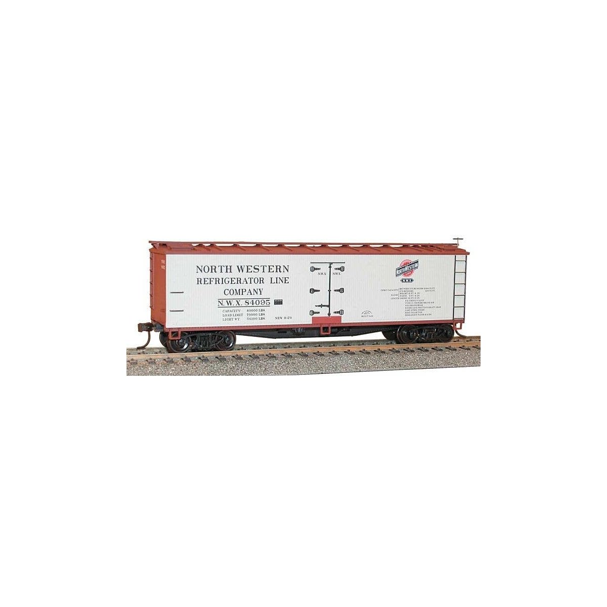 Early 40′ Wood Reefer - Kit -- North Western Refrigerator Line NWX 84095 (gray, Boxcar Red), HO, Accurail Inc 4902