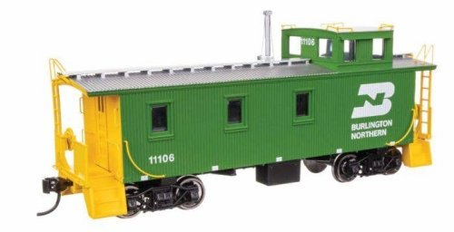30′ GTW Style Wood Caboose with Offset Coupola - Ready To Run -- Burlington Northern 11106, HO, WalthersProto 103256