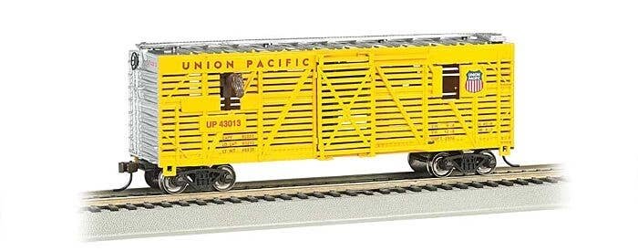 40′ Animated Stock Car with Horses - Ready-to-Run -- Union Pacific 43013 (yellow, silver), HO, Bachmann Industries 19701