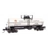 36′ 10,000-Gallon Insulated Tank Car w/Large Dome, Bolted Jacket - Ready to -- Corn Products Company CCLX 809, HO, WalthersMai