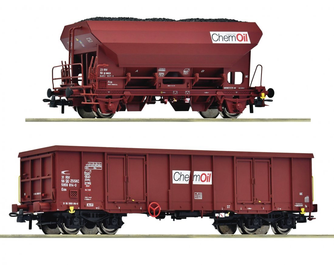 2 piece set: Goods wagons, Chemoil, HO, Roco 6600221