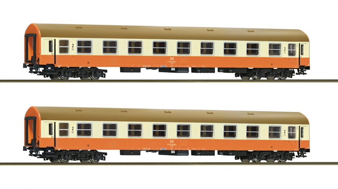 2 piece set (2): 2nd class coaches, DR, TT, Roco 6280017