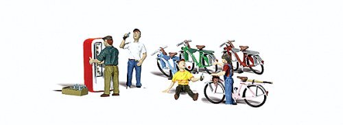 Scenic Accents(R) Figures -- Bicycle Buddies pkg(4), O, Woodland Scenics 2752
