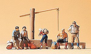 Pedestrians -- People Resting By Village Fountain, N, Preiser Kg 79161