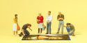 Working People -- Street Artists & Onlookers pkg(6), HO, Preiser Kg 10549