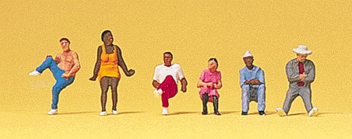 Pedestrians -- People Sitting On Stairs pkg(6), N, Preiser Kg 79174