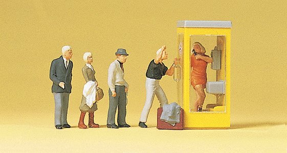 Pedestians -- Waiting Persons At The Telephone Booth (5 Figures, 1 Phone Booth), HO, Preiser Kg 10523