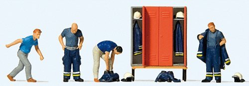 Preparing For Fire Run -- 4 Figures, Lockers & Accessories, HO, Preiser Kg 10642