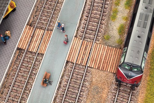 Wood Station Platform Crossing -- Kit - 4-1/8 x 1-9/16′ 10.5 x 4cm, HO, Noch Gmbh & Co 14304