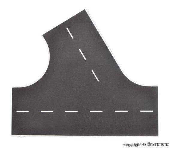 Weathered Asphalt Street 60-Degree Intersection - Stone Art -- 8-11/16 x 7-11/16′ 22 x 19.5cm, HO, Vollmer Gmbh 48264