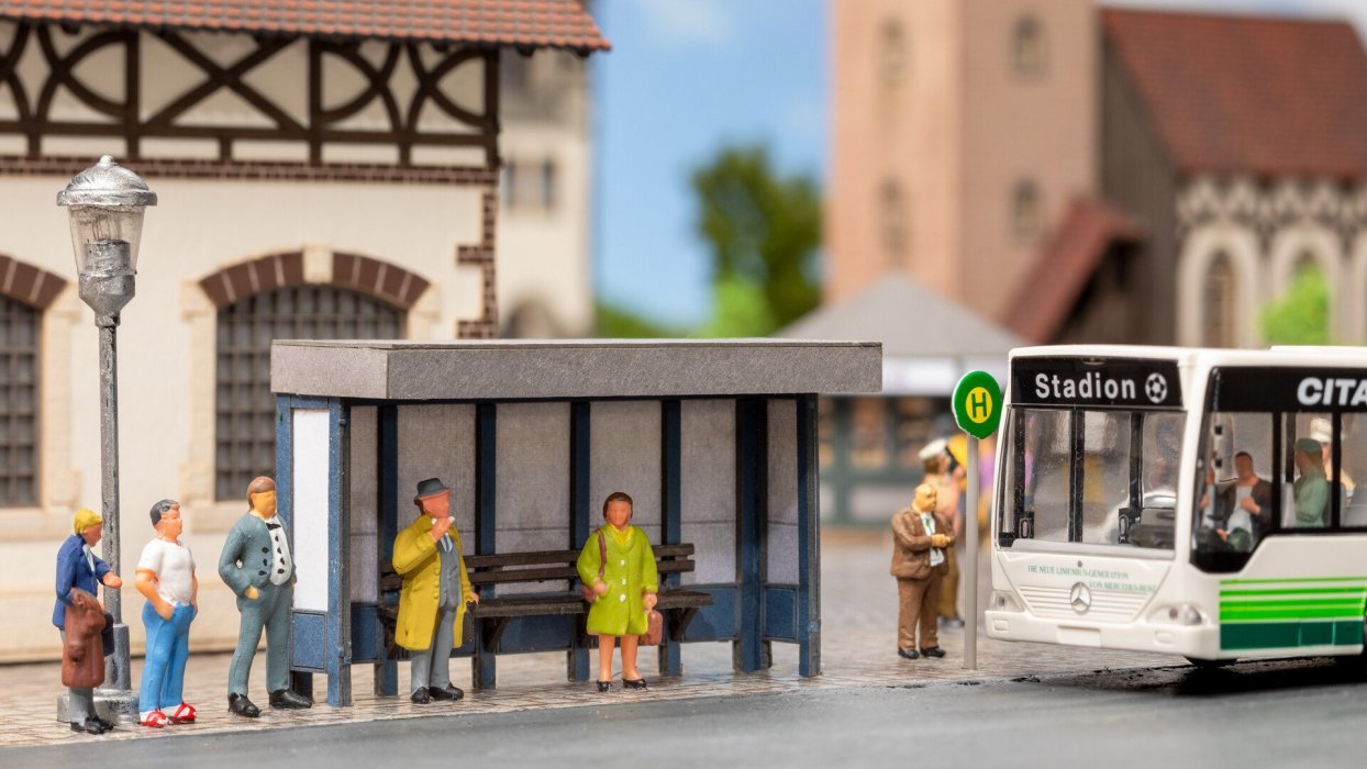Bus Stop, NOCH 14390