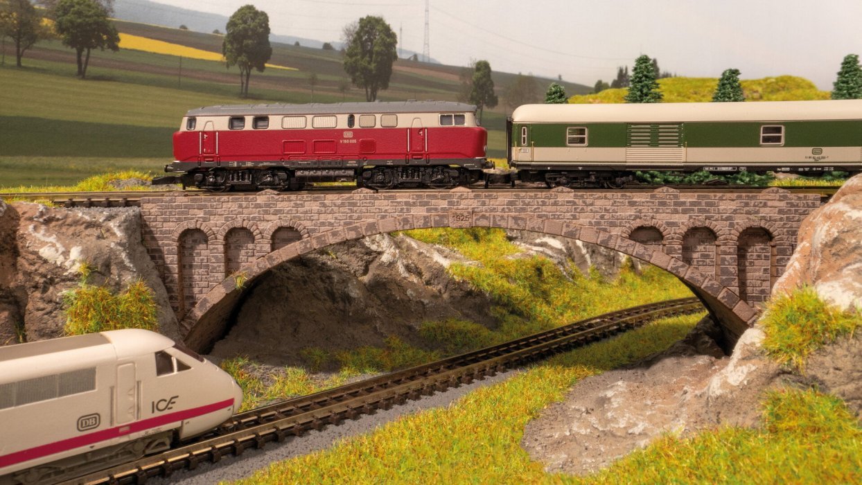 Stone Arch Bridge, NOCH 62831