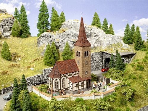 Church St. George with Bell Sound Unit -- Laser-Cut Kit - 3-9/16 x 1-7/8 x 5-3/8′ 9 x 4.8 x 13.7c, N, NOCH 63906