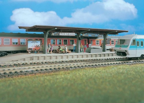Rheinburg Station Platform -- 14-13/16 x 2-5/8 x 2-3/8′ 37 x 6.5 x 6cm, HO, Vollmer Gmbh 43535