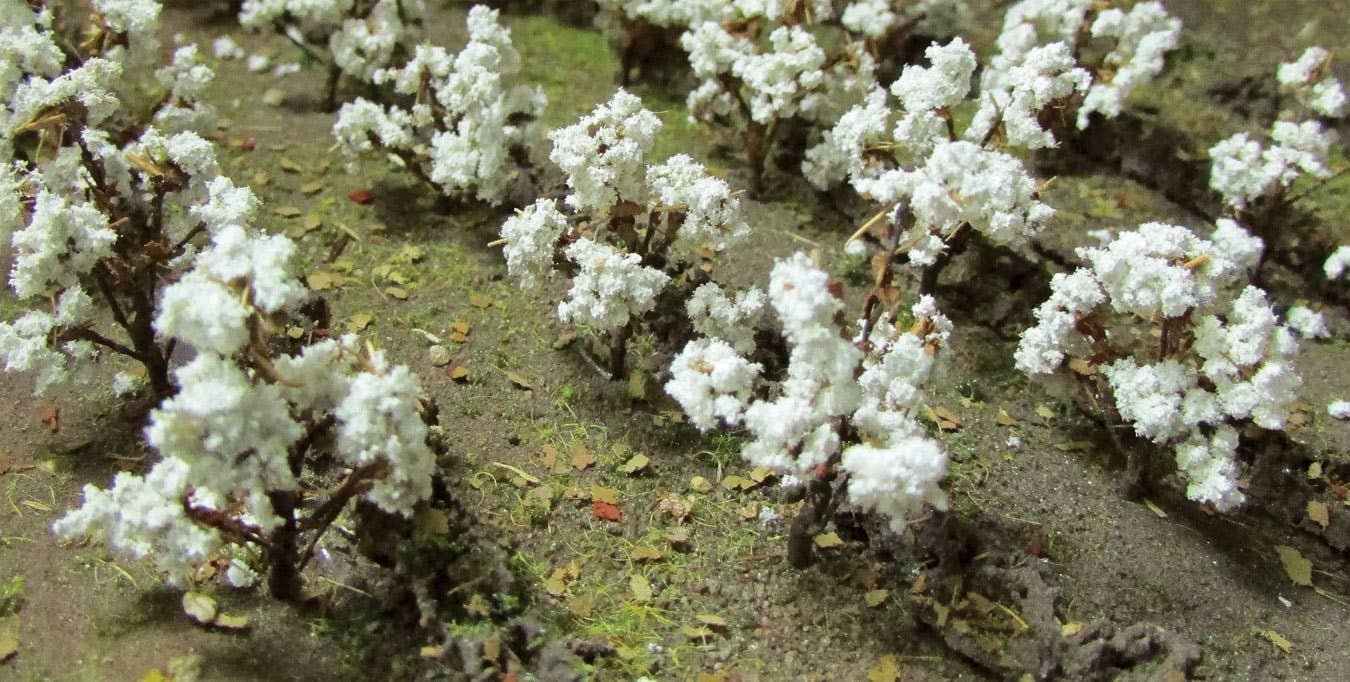 Cotton Plants pkg(40), HO, JTT Miniature Tree 95590