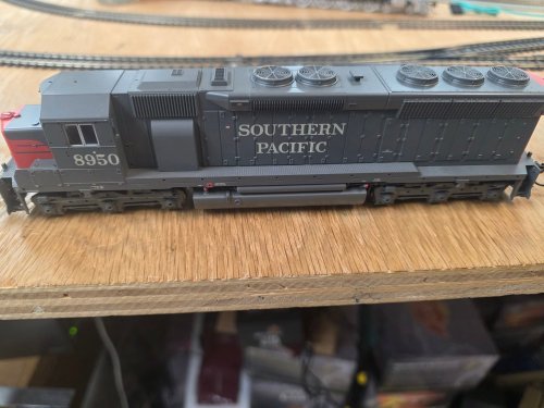 ***BLEMISHED Pre-Production Sample (Sold as-is, see photos) REFURBISHED BPPSR7945 EMD SD45, SP 8950, Bloody Nose, Paragon4 Sound