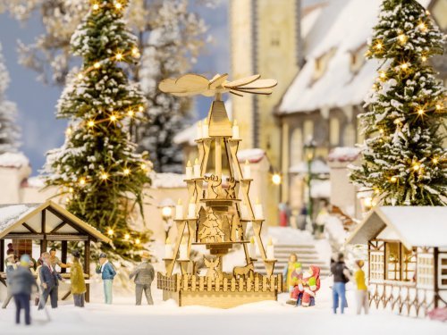 Christmas Market Pyramid, HO, NOCH 14395